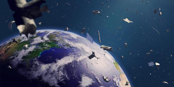 一艘死去的俄罗斯宇宙飞船几乎与美国宇航局的一颗卫星相撞这次撞击可能导致7500个碎片在地球周围飞散